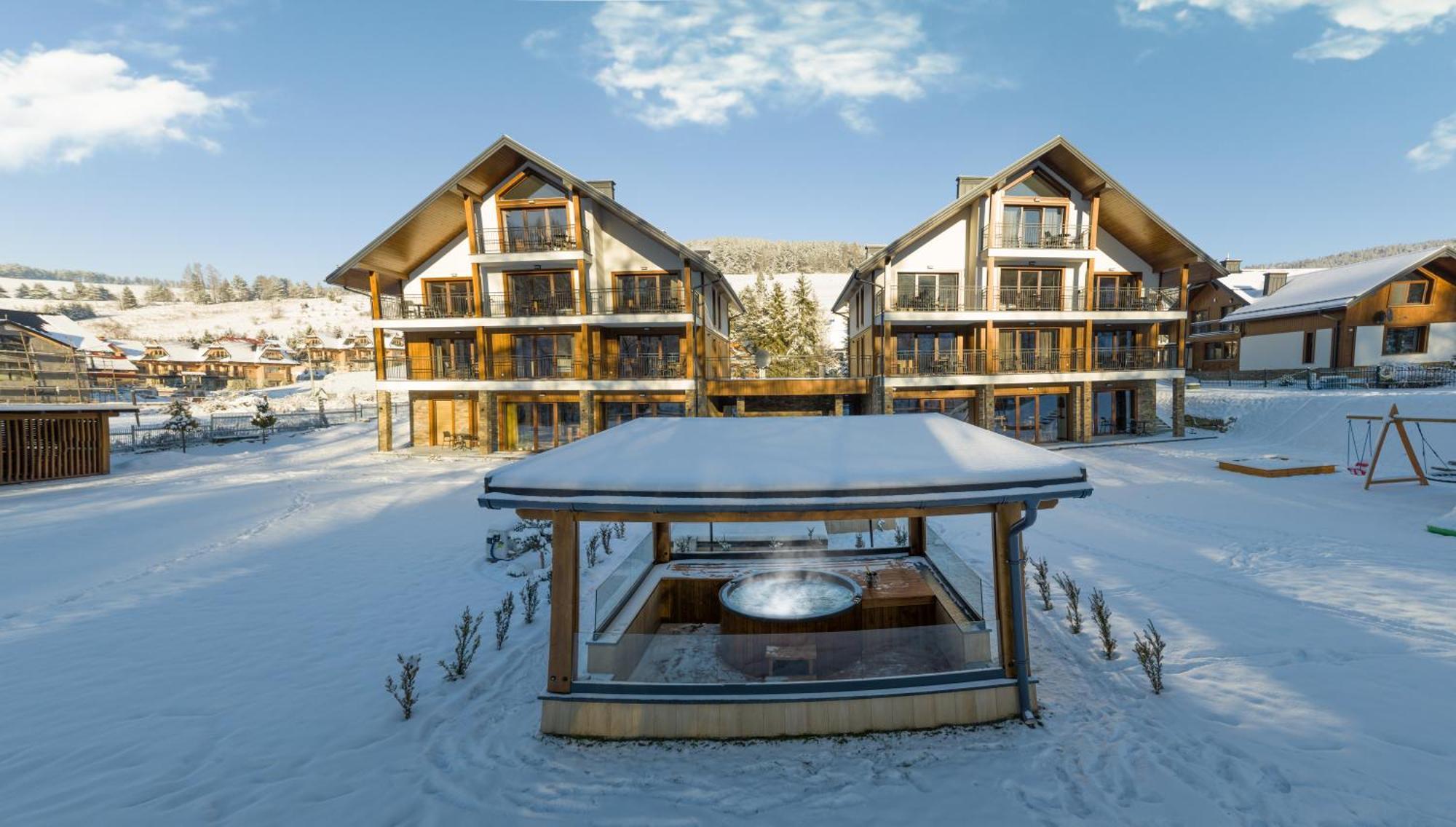 Apartamenty Mariza Szczawnica Jaworki: Mountain Retreat with Heated Pool & Sauna Exterior photo